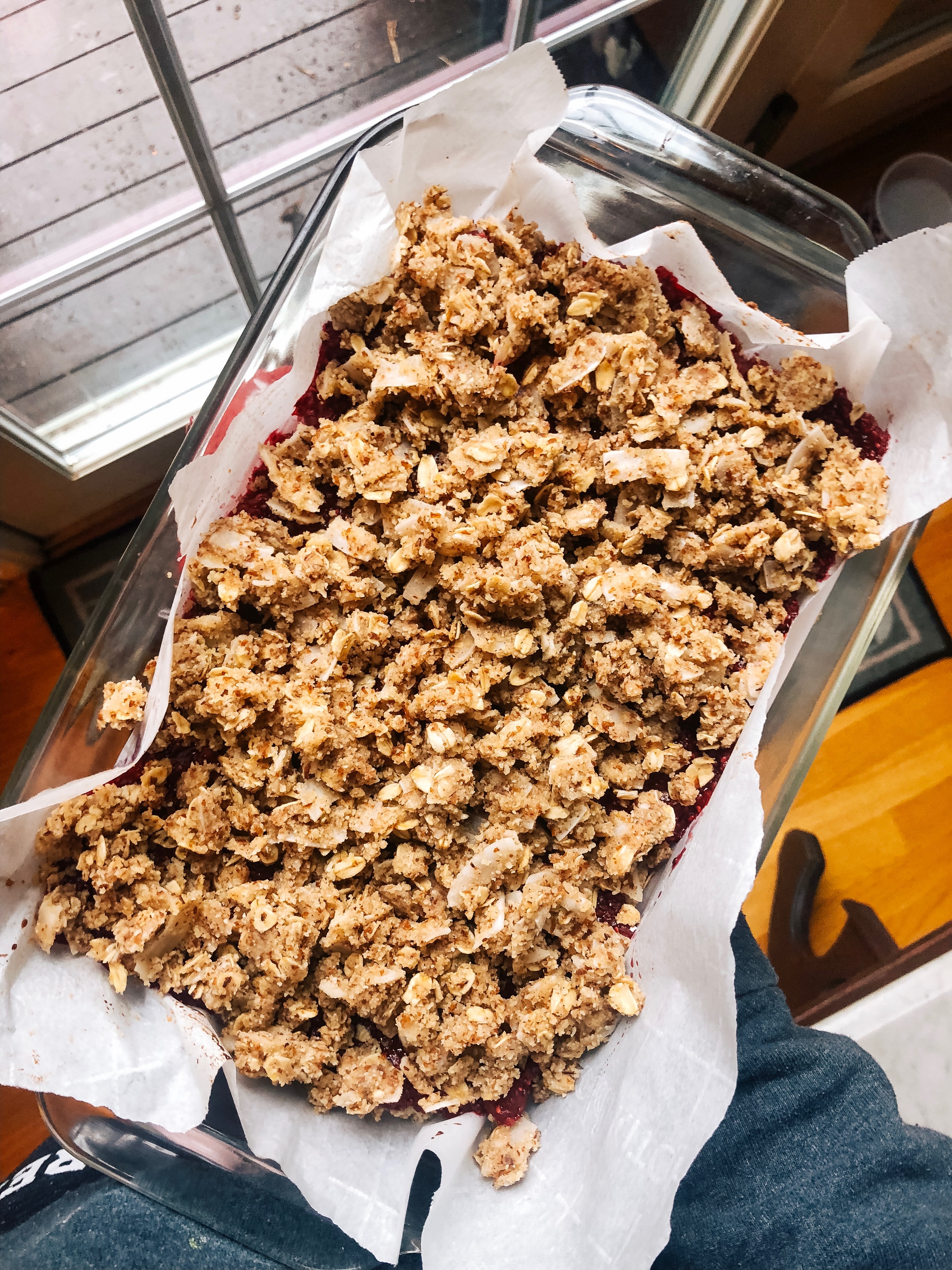 gluten-free raspberry crumble bars