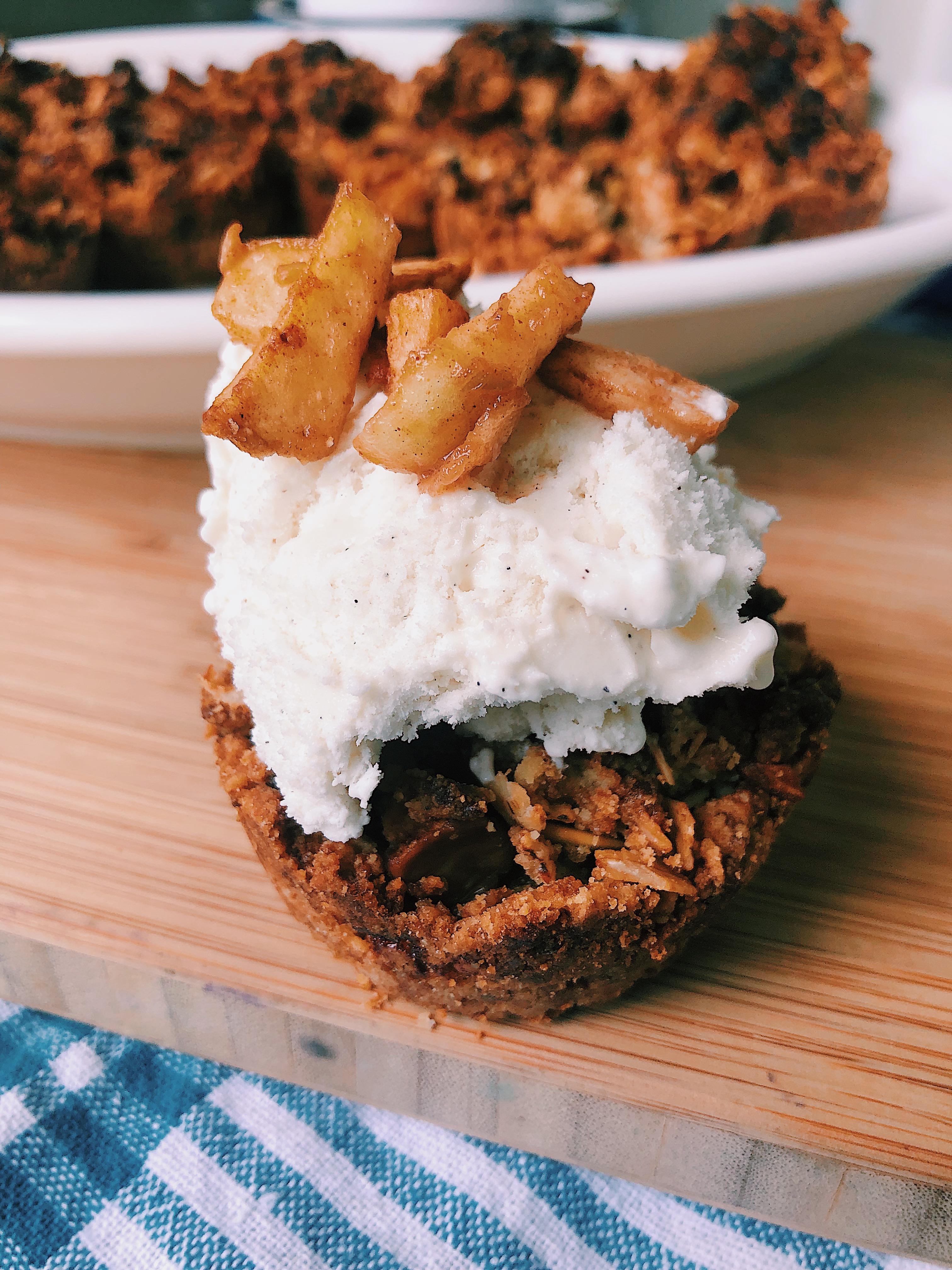 Single-Serve Apple Crisps