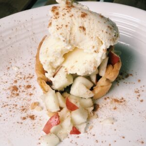 Singe-Serve Apple Pie